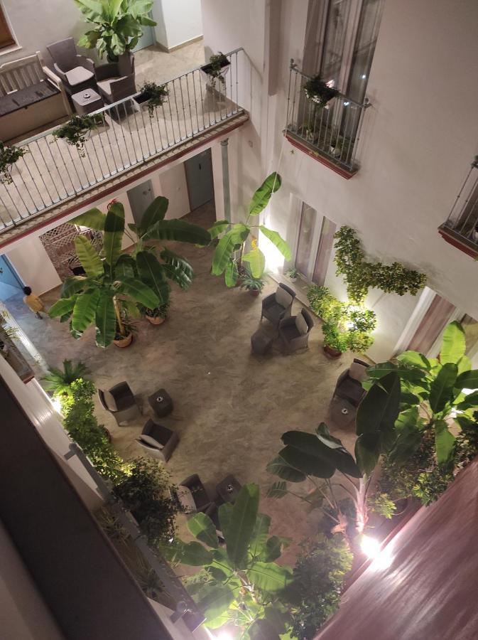 Apartamentos Turisticos Casa De Los Balcones Chipiona Exterior foto